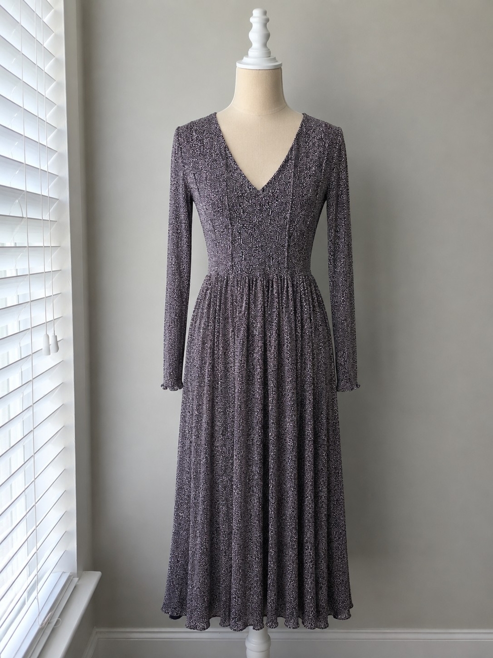Hugo Boss Lavender V-Neck Long Sleeve Midi Dress